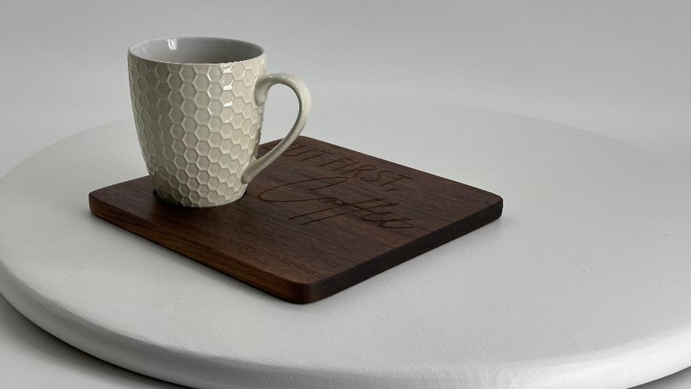 Mini Café Board in walnut