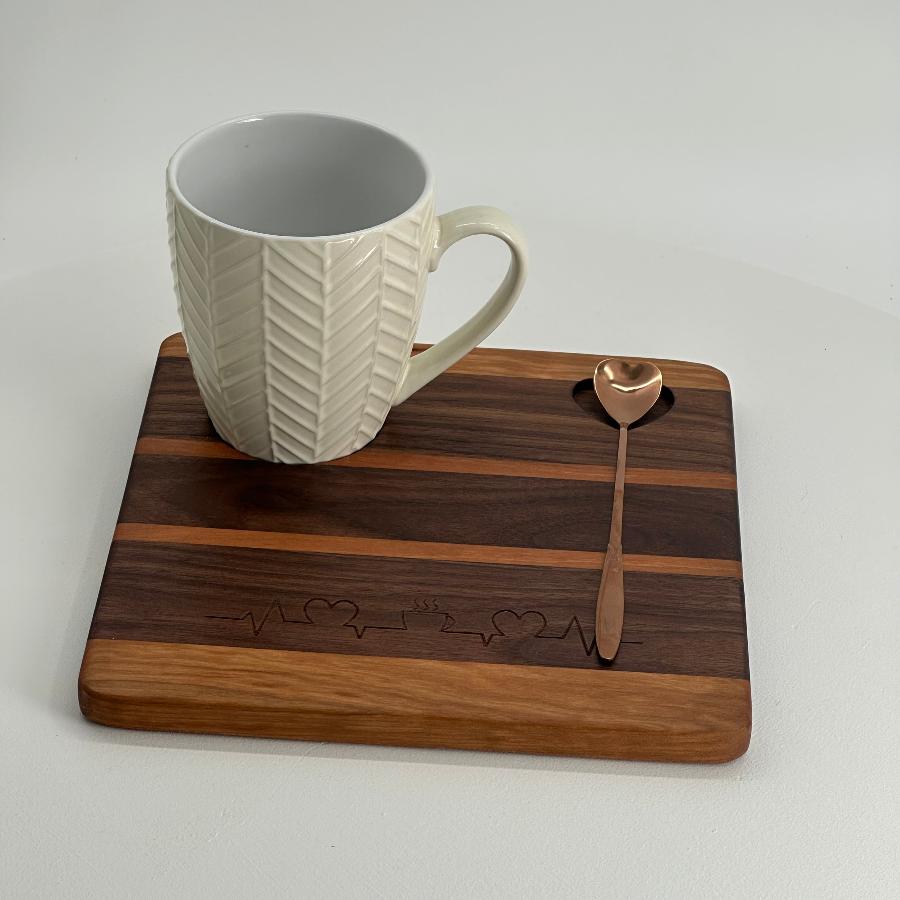 MINI CAFE BOARD IN WITH HEART WITH ELECTROCARDIOGRAM COFFEE ENGRAVE