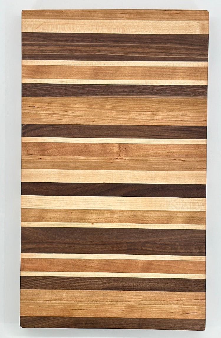 Vertical Edge Grain Cutting Board