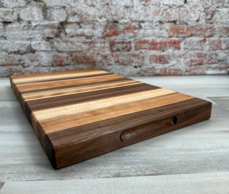 Vertical Edge Grain Cutting Board