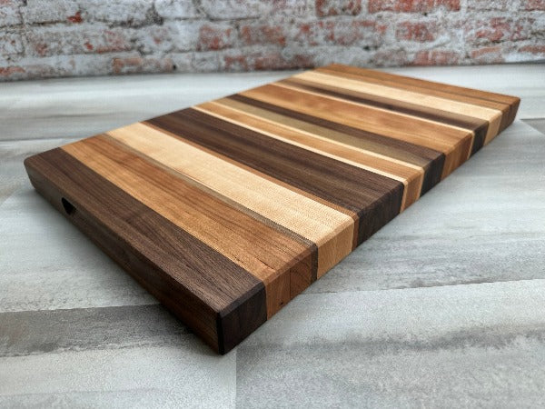 Vertical Edge Grain Cutting Board