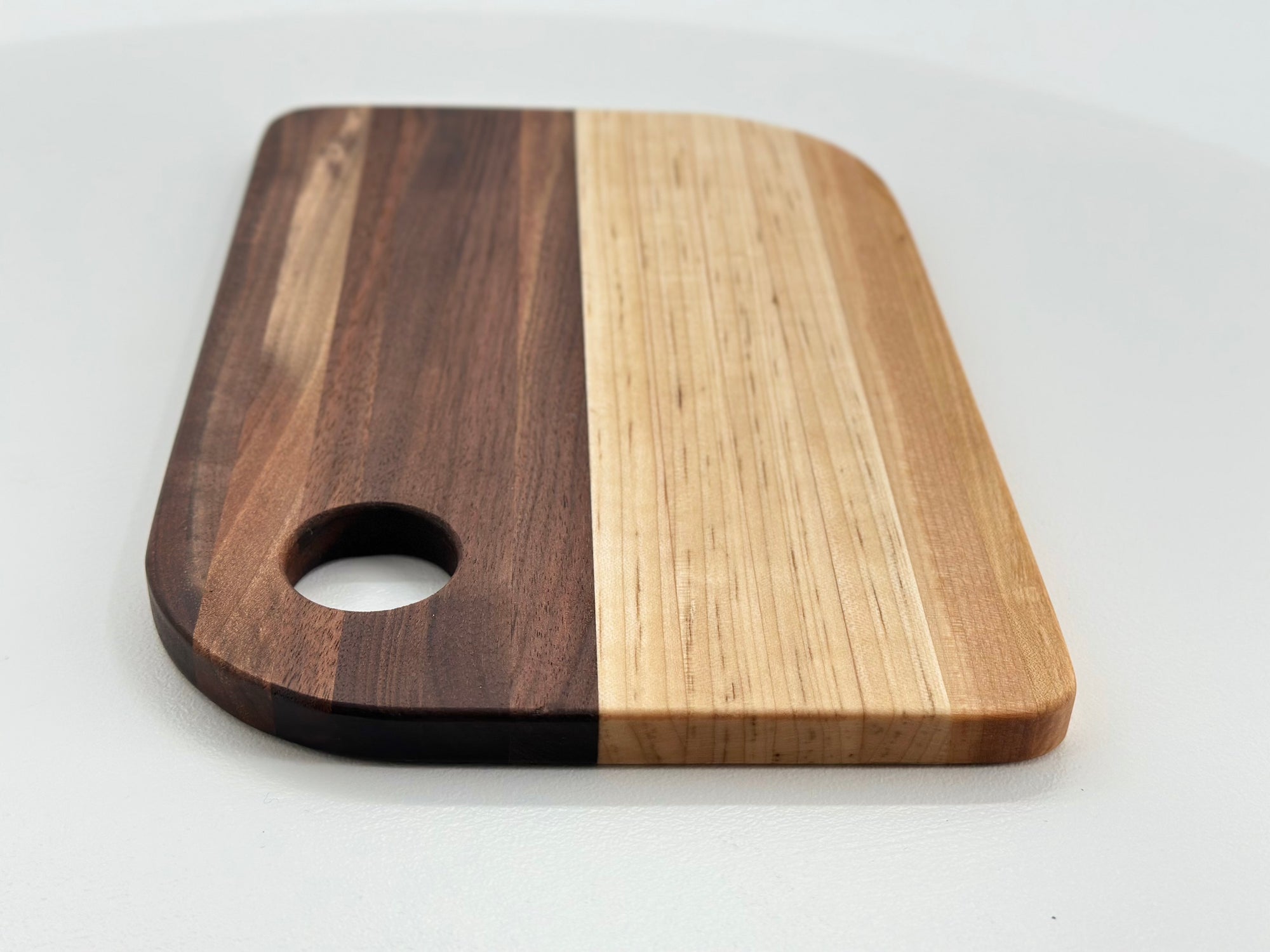 THE ADORABLE DRAWER-ABLE CHOPPING BOARD IN WALNUT & Maple