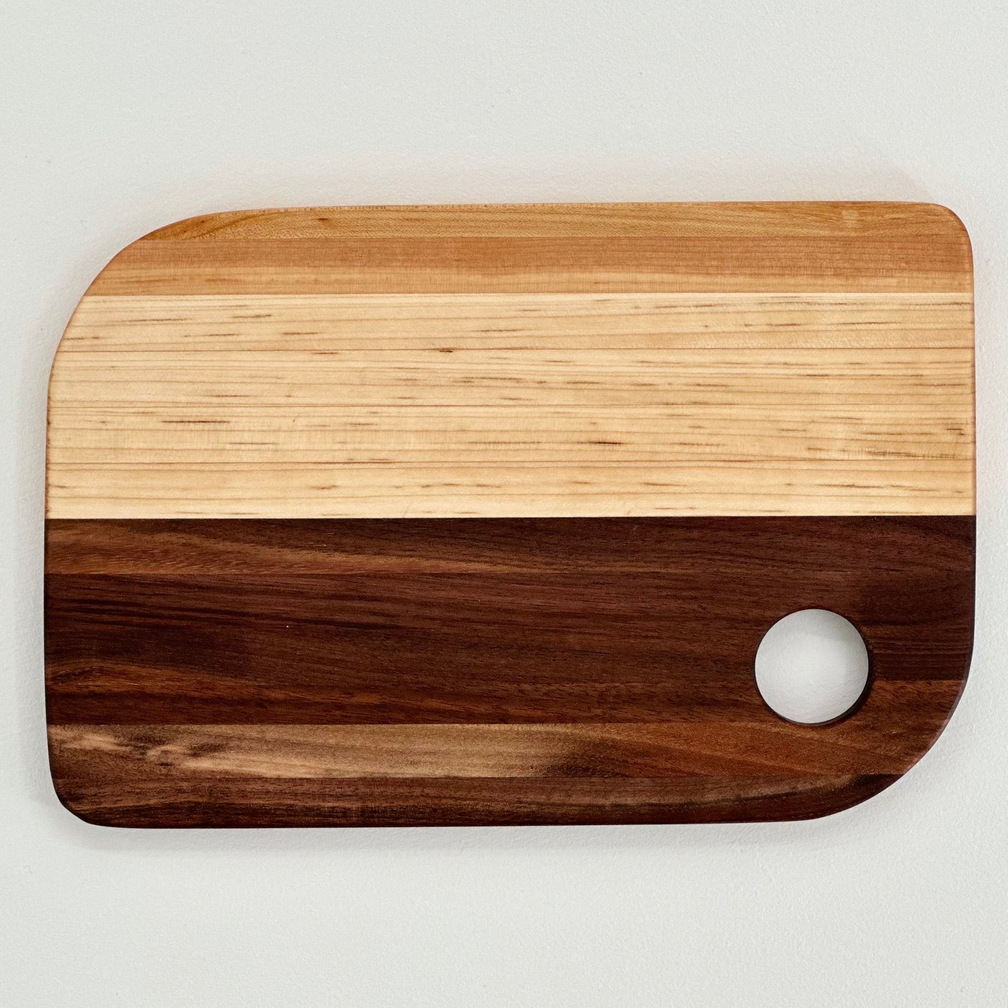 THE ADORABLE DRAWER-ABLE CHOPPING BOARD IN WALNUT & Maple