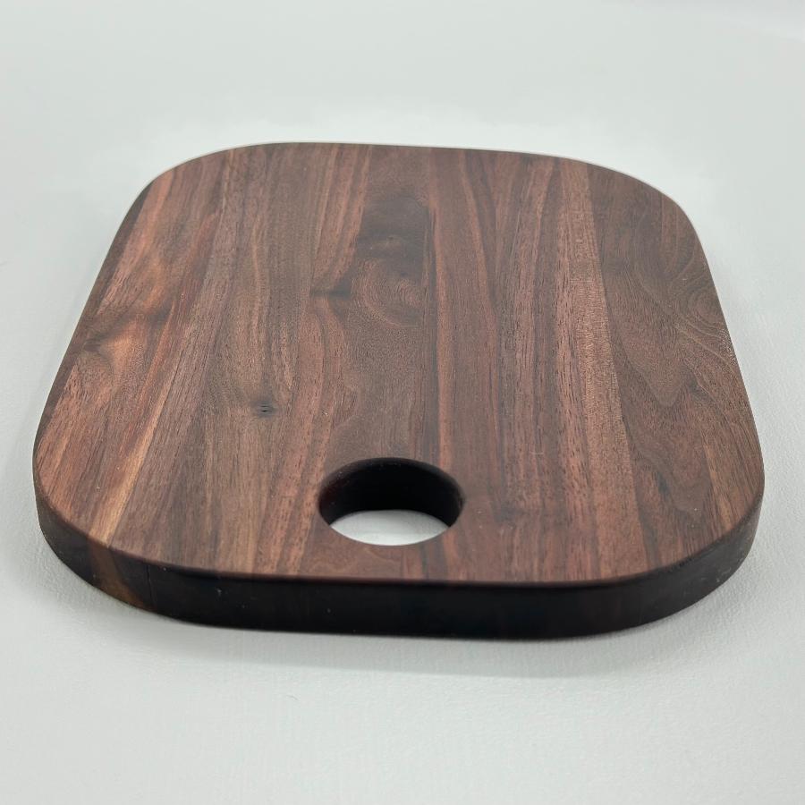 DRAWER-ABLE CUTTING BOARD Walnut